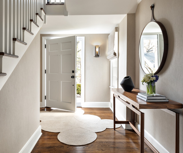 Create a Welcoming Entryway