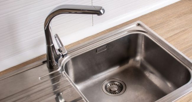 How to Clear a Clogged Drain the Easy Way How to Clear a Clogged Drain the Easy Way